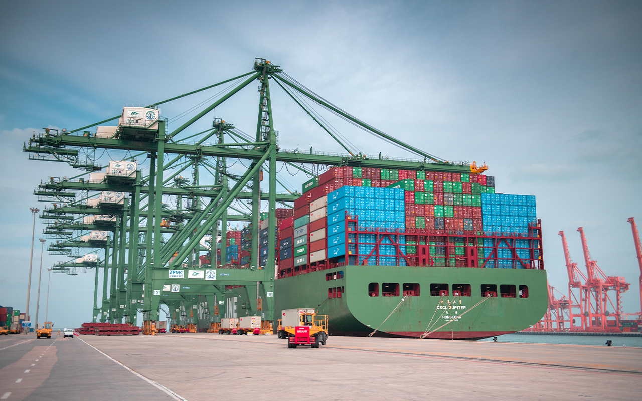 Dammam port and Saudi logistics infrastructure